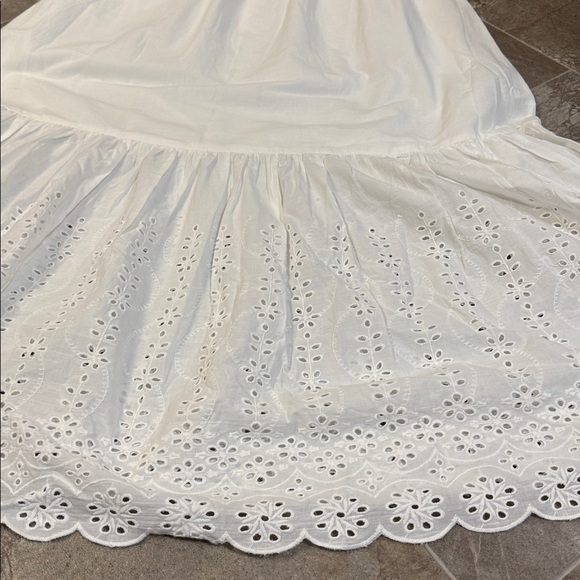 Suzy Shier White Smocked Bodice Eyelet Tier Maxi Dress boho/beach/flowing. XS - Picture 10 of 12